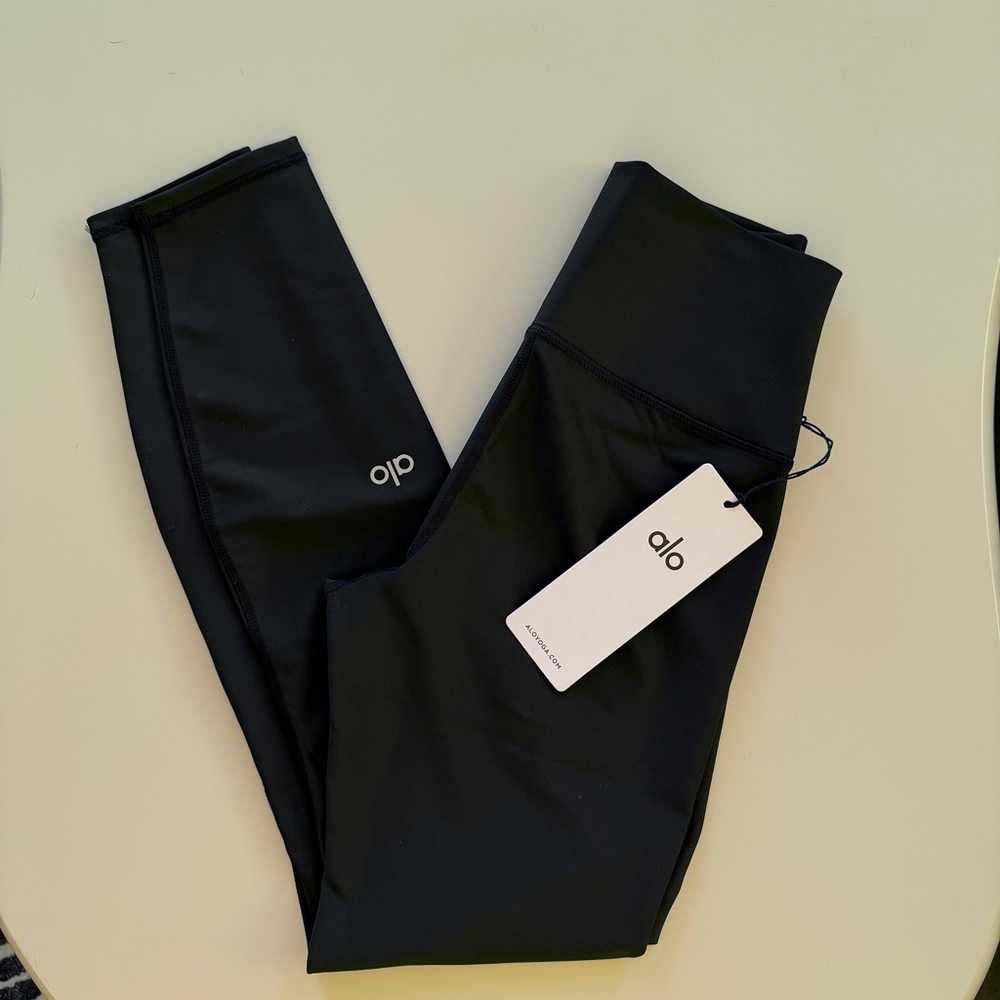 ALO Yoga High-Waist Airlift Leggings Black Silky Full length